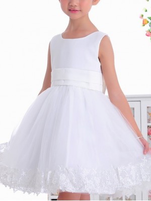 Rochie cu dantelă pentru copii