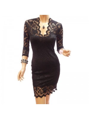 Rochie din dantelă neagră Rochie din dantelă neagră