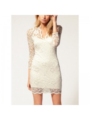 Rochie din dantelă albă Rochie din dantelă albă
