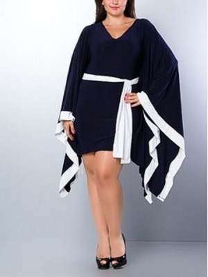 Rochie cu ornamente Rochie cu ornamente