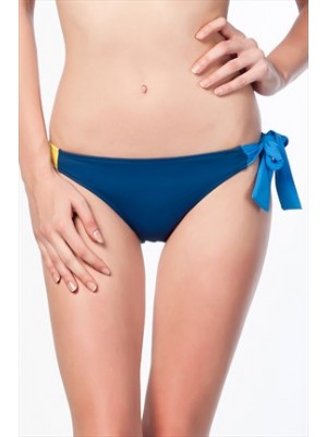 Costum de baie cu panglică