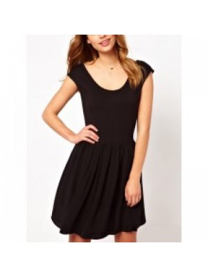 Rochie neagra cu balon