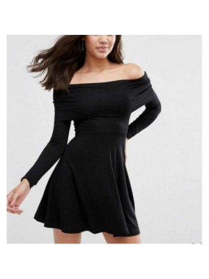 Rochie neagră de tricou